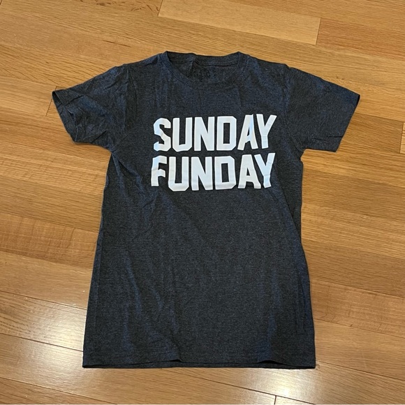 ❗️LAST CHANCE Sunday Funday Graphic Tee - Small - Picture 2 of 3